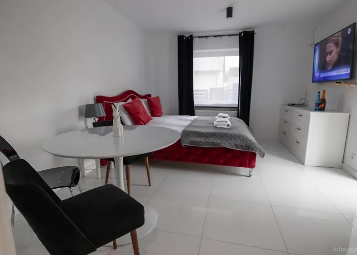 Jagodowy Dwor * 亚斯塔尔尼亚