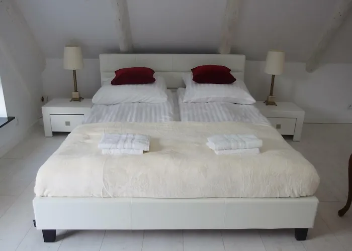 Jagodowy Dwor * 亚斯塔尔尼亚